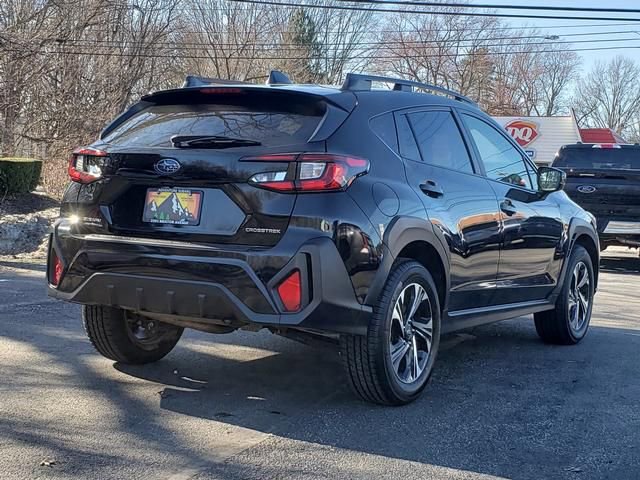 Used 2024 Subaru Crosstrek 2.0i Premium image 3