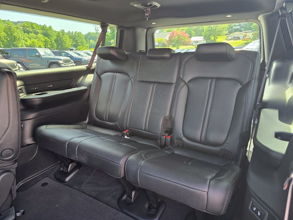New 2026 Jeep Grand Wagoneer L Limited AWD/4WD image 12