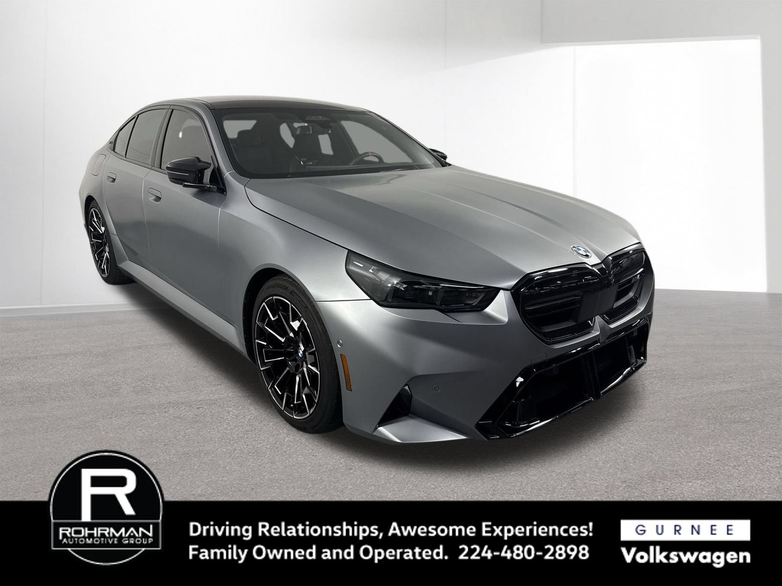 Used 2026 BMW M5 w/ Executive Package AWD/4WD image 3