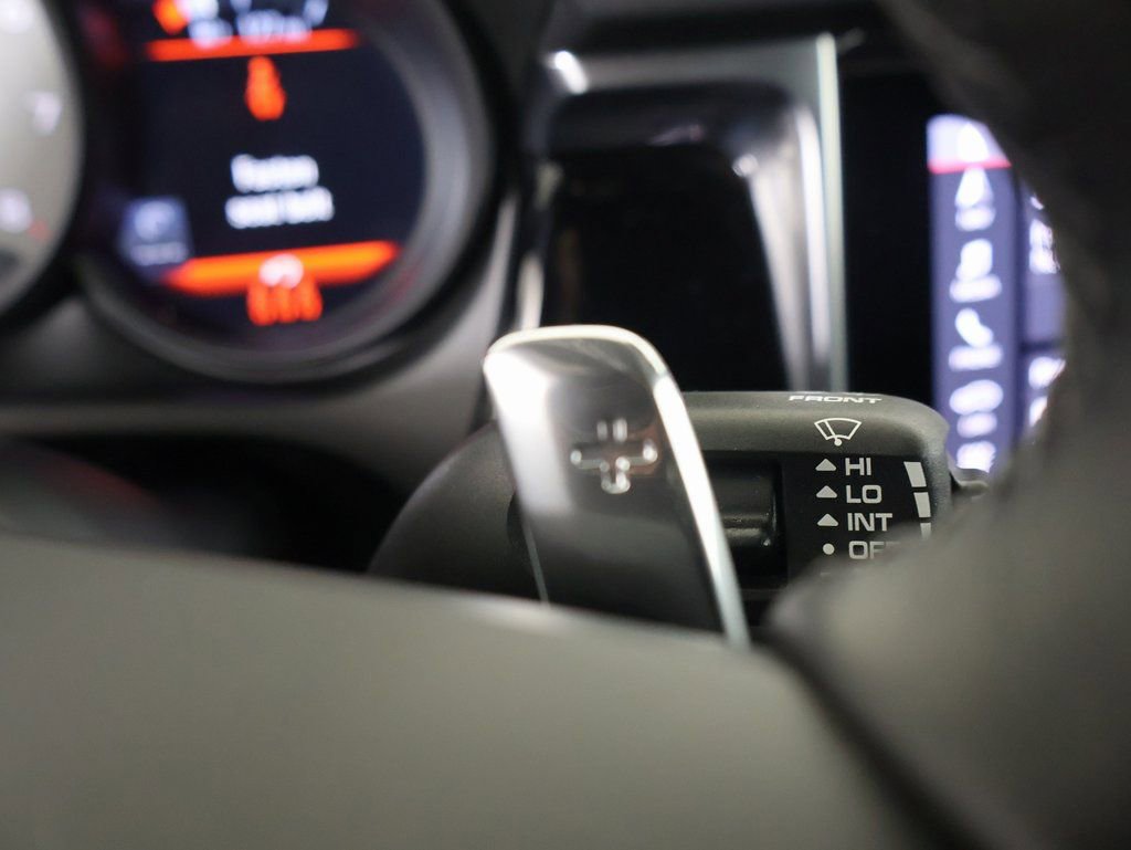 Used 2023 Porsche Macan S image 30