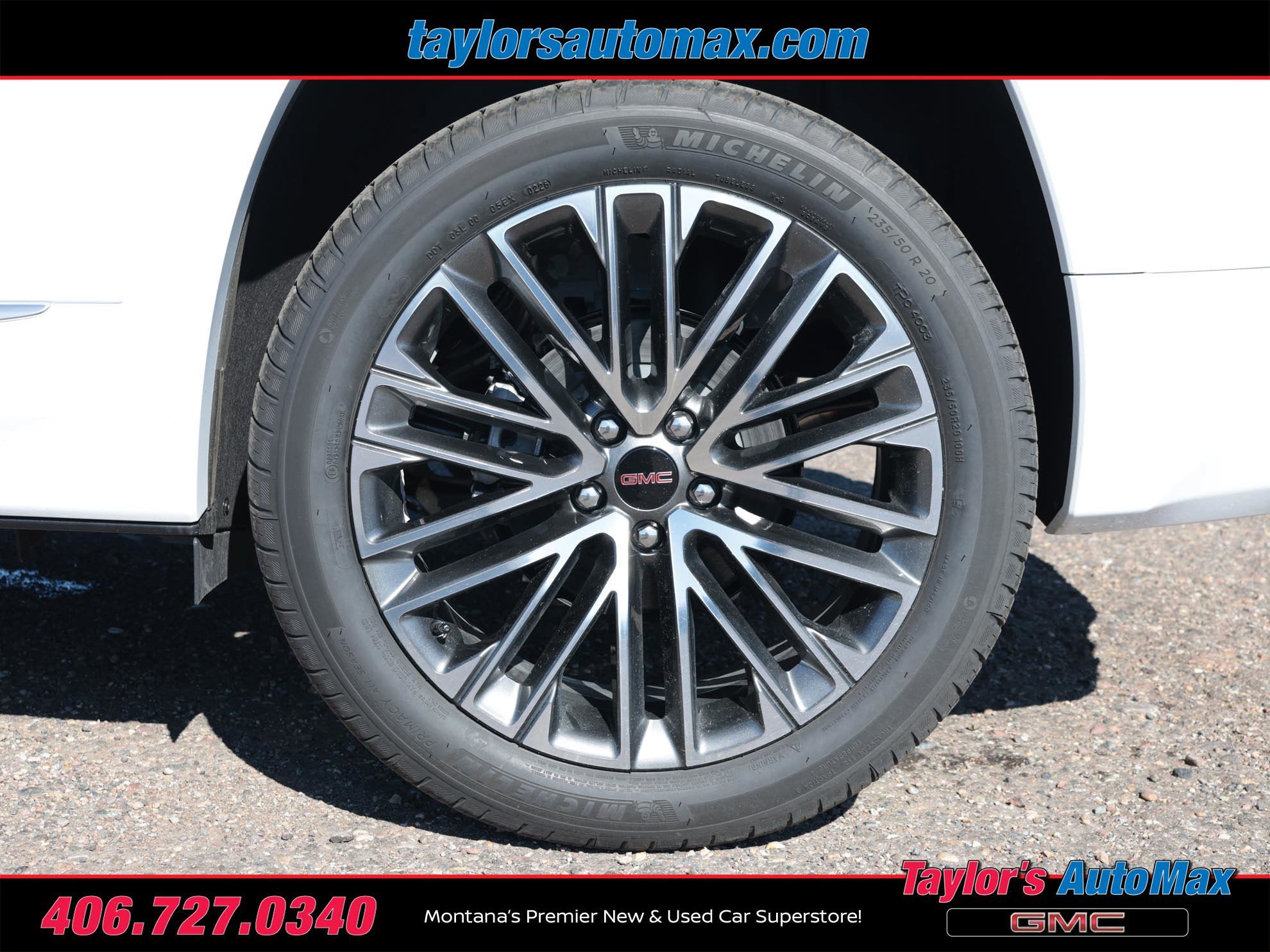 New 2026 GMC Terrain Denali w/ LPO, Floor Liner Package AWD/4WD image 41