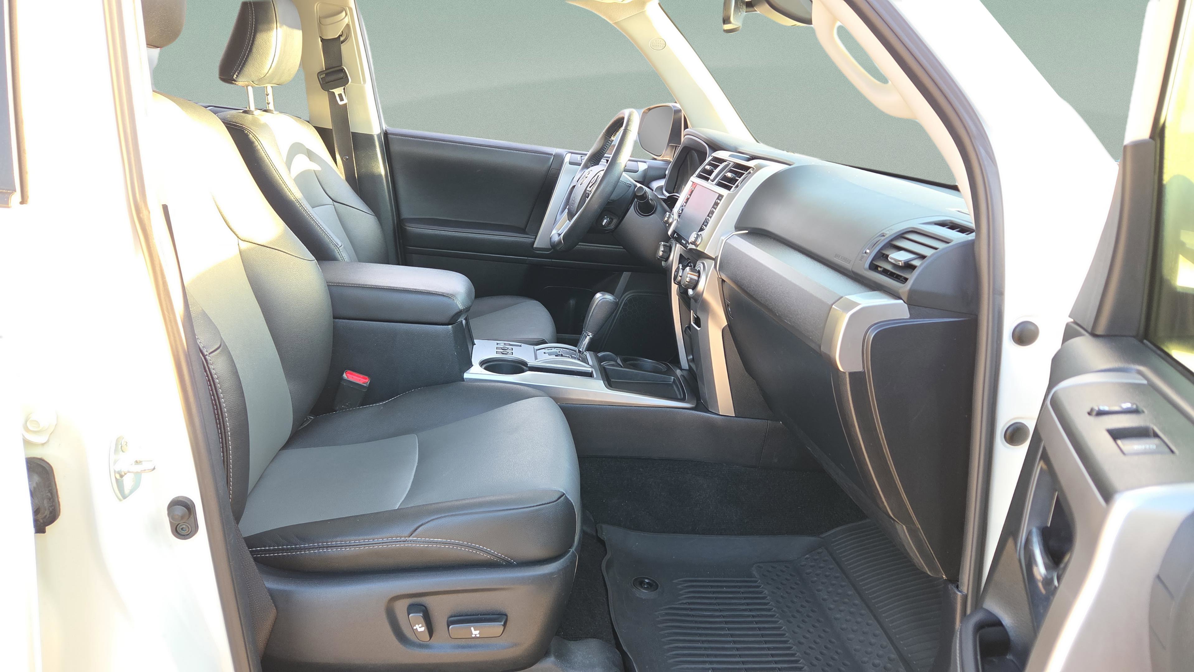 Used 2021 Toyota 4Runner SR5 Premium w/ Moonroof Package image 17