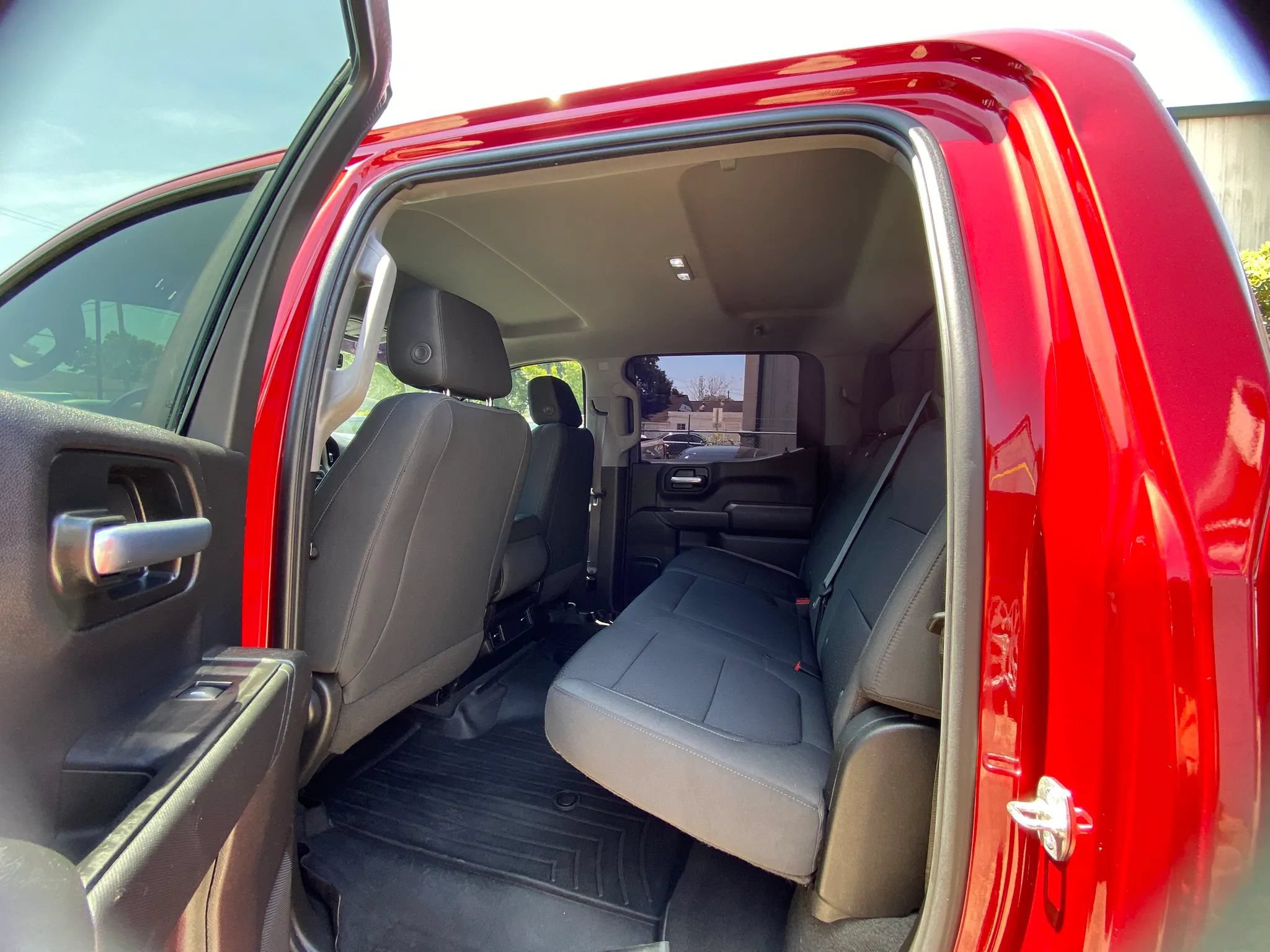 Used 2021 Chevrolet Silverado 1500 Custom Trail Boss AWD/4WD image 23