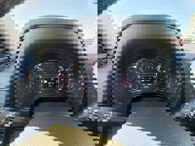 Used 2023 GMC Terrain SLT w/ Infotainment Package II FWD image 15