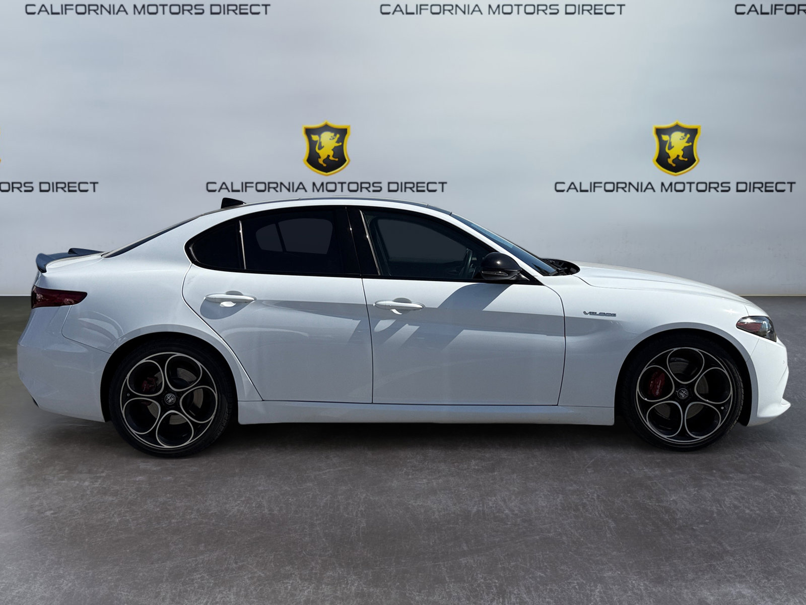 Used 2022 Alfa Romeo Giulia Veloce image 6