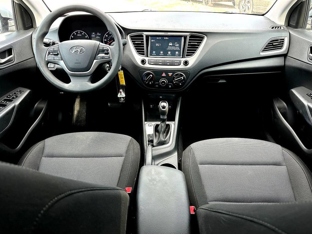 Used 2022 Hyundai Accent SEL w/ Cargo Package FWD image 30