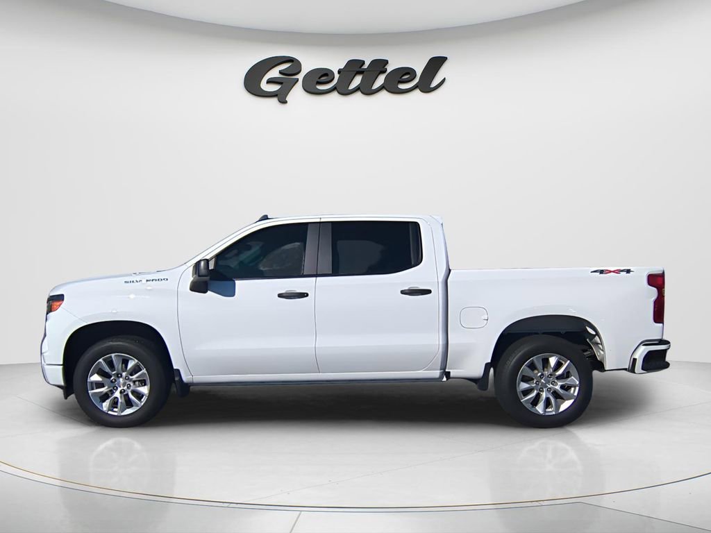 Used 2025 Chevrolet Silverado 1500 Custom image 7