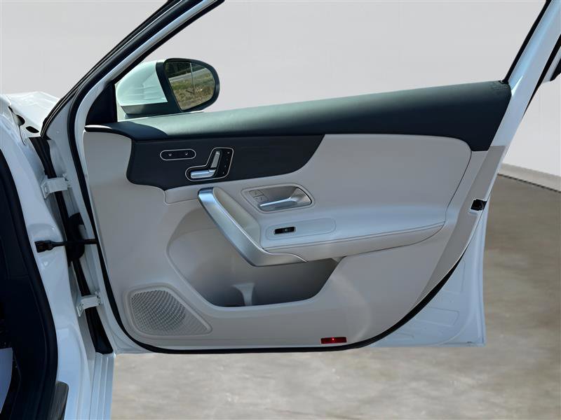 Used 2019 Mercedes-Benz A 220 image 30