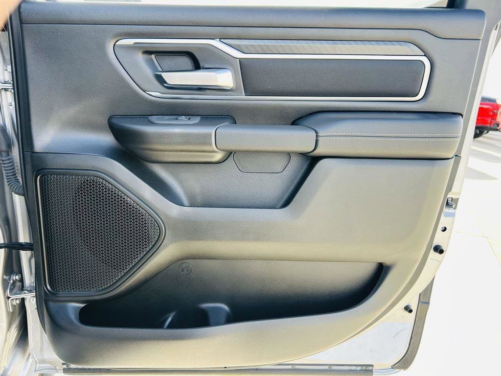 New 2025 RAM 1500 Big Horn image 32