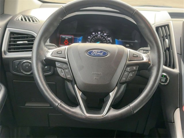 Used 2023 Ford Edge SEL image 18
