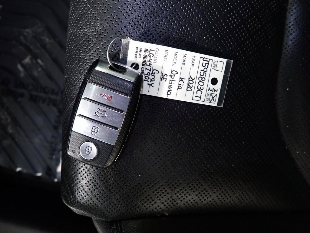 Used 2020 Kia Optima SE image 35