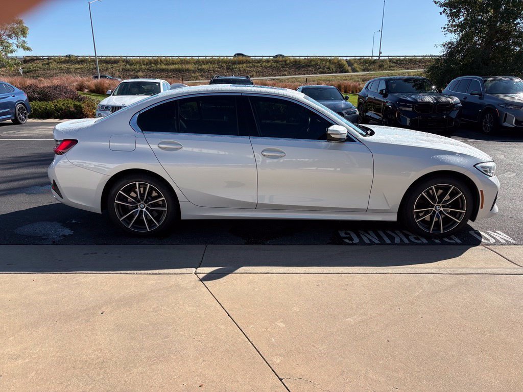 Used 2021 BMW 330i xDrive Sedan w/ Convenience Package AWD/4WD image 4