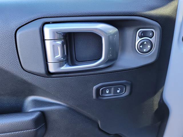 Used 2025 Jeep Wrangler Unlimited Rubicon image 27