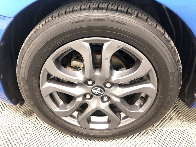 Used 2019 Toyota Yaris LE FWD image 27