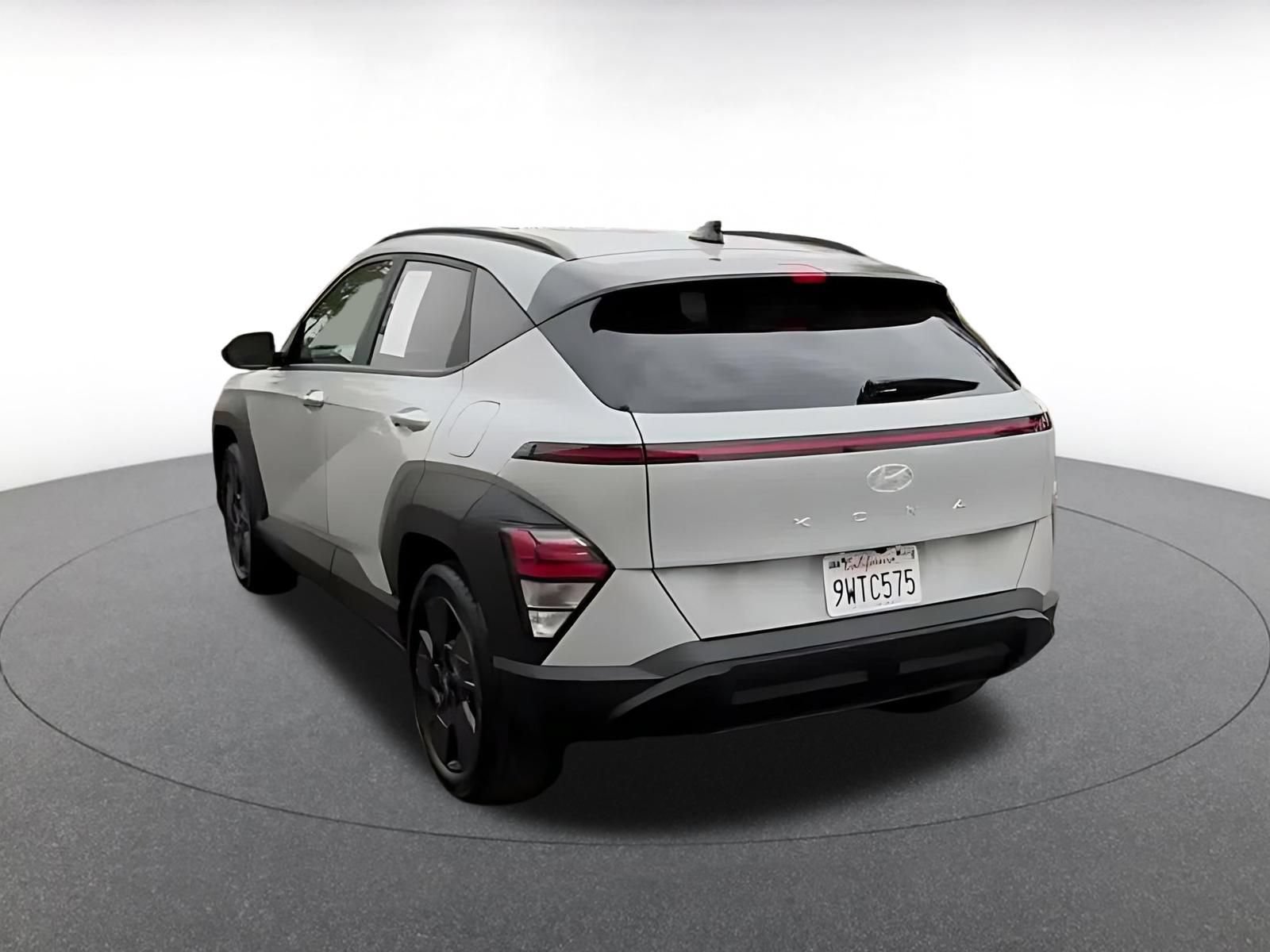Used 2026 Hyundai Kona SEL Sport FWD image 8