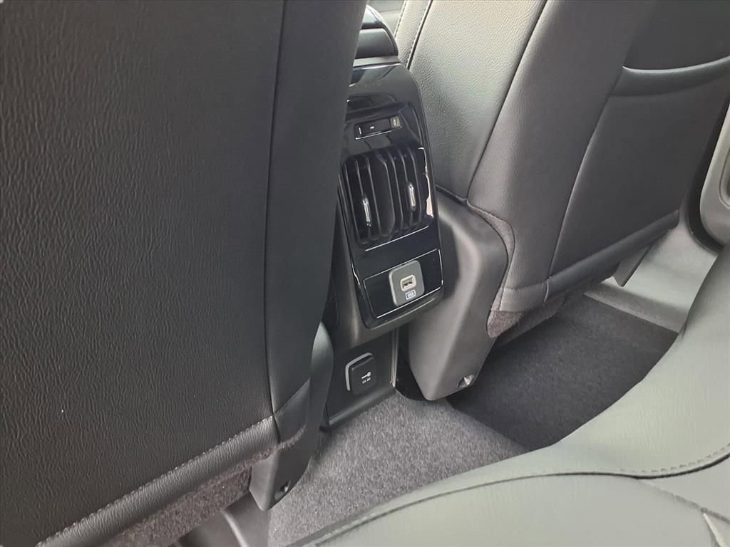 New 2026 Jeep Compass Latitude image 21