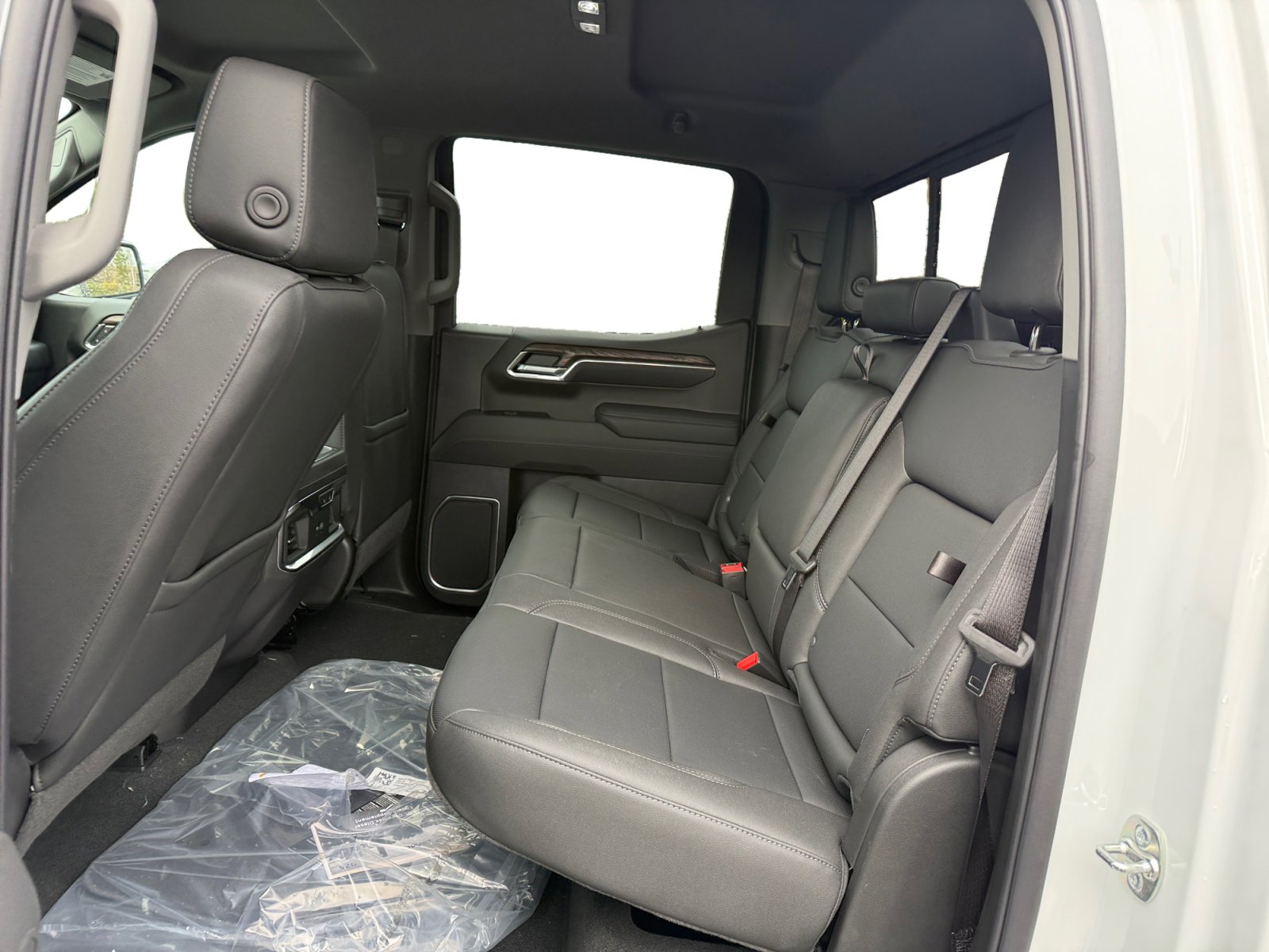 New 2026 GMC Sierra 1500 SLT w/ SLT Premium Plus Package image 16