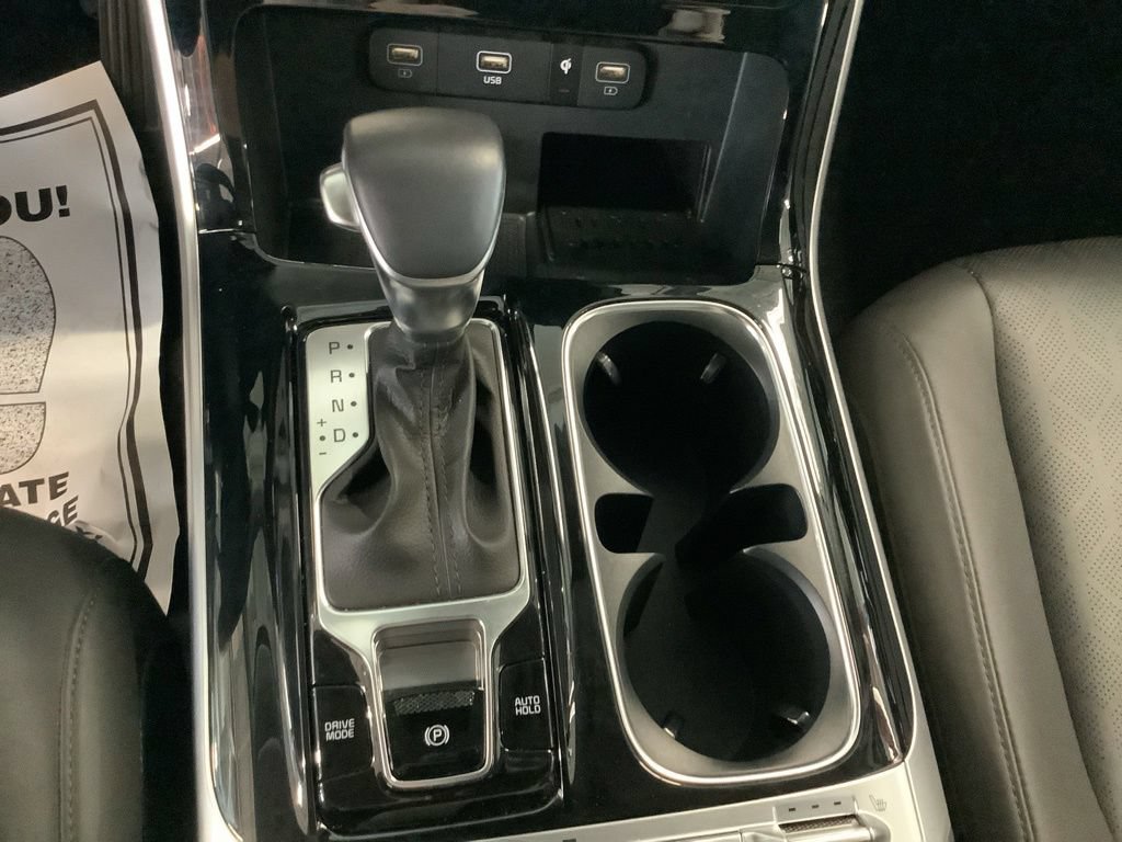 Certified 2024 Kia Carnival SX FWD image 29