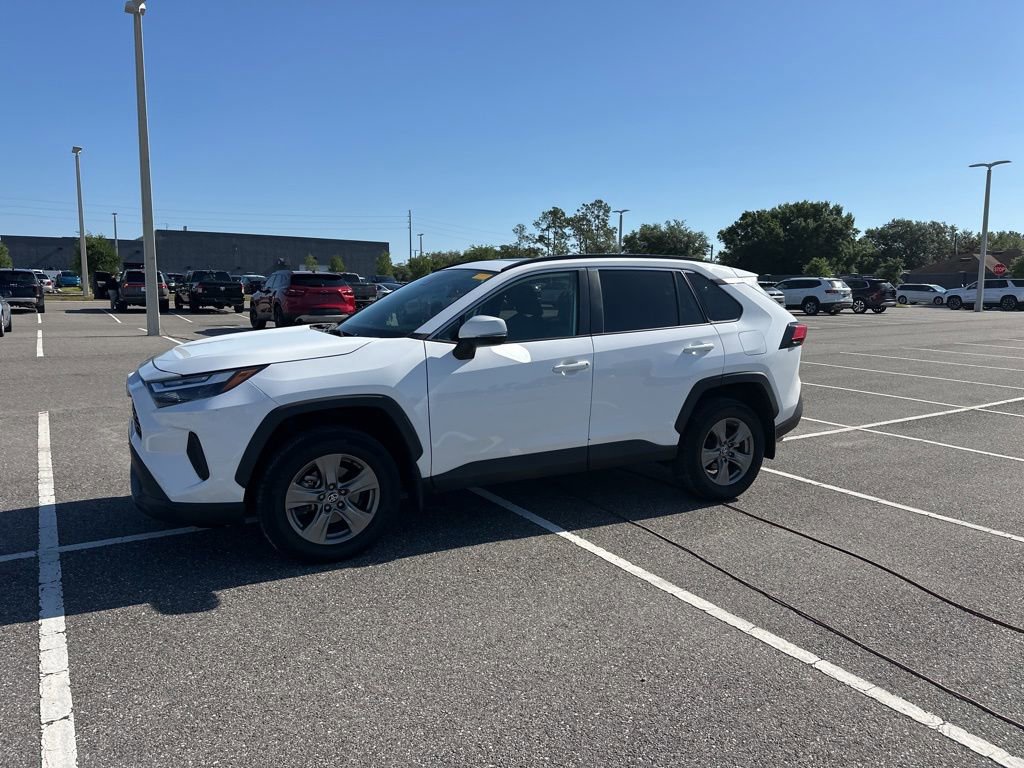 Used 2024 Toyota RAV4 XLE w/ Convenience Package FWD image 12