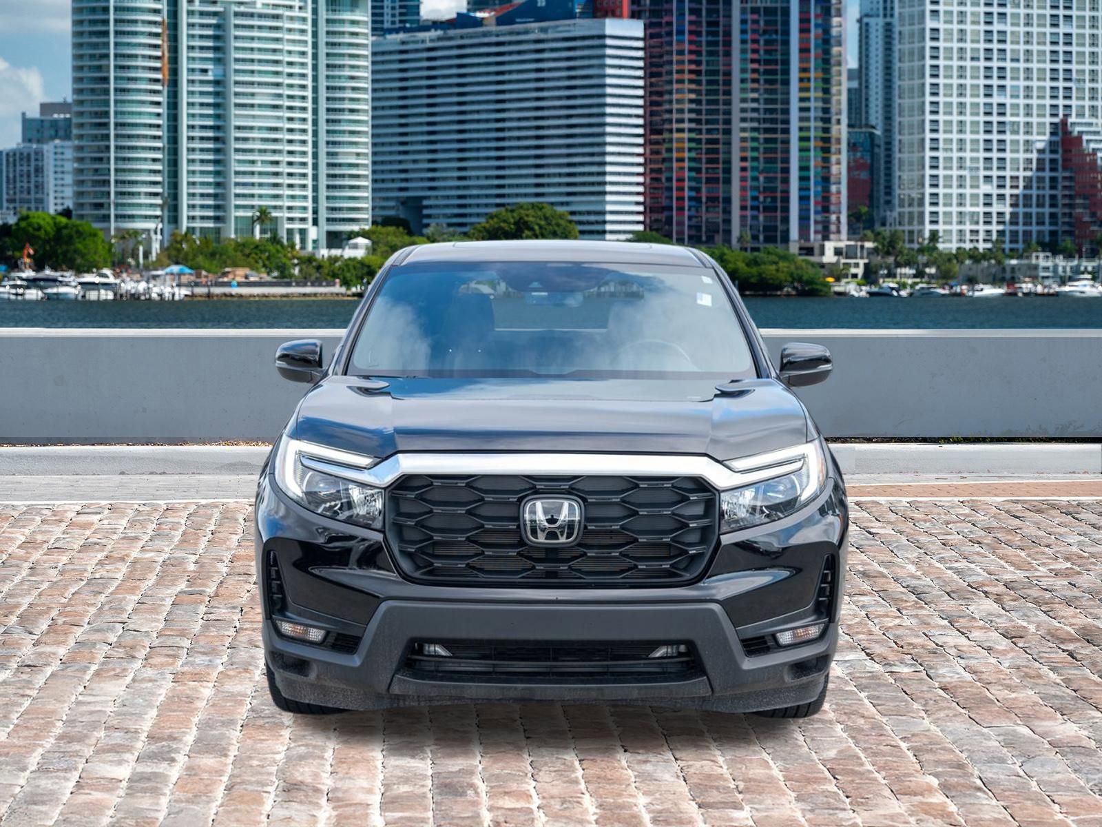 Certified 2025 Honda Passport EX-L image 2