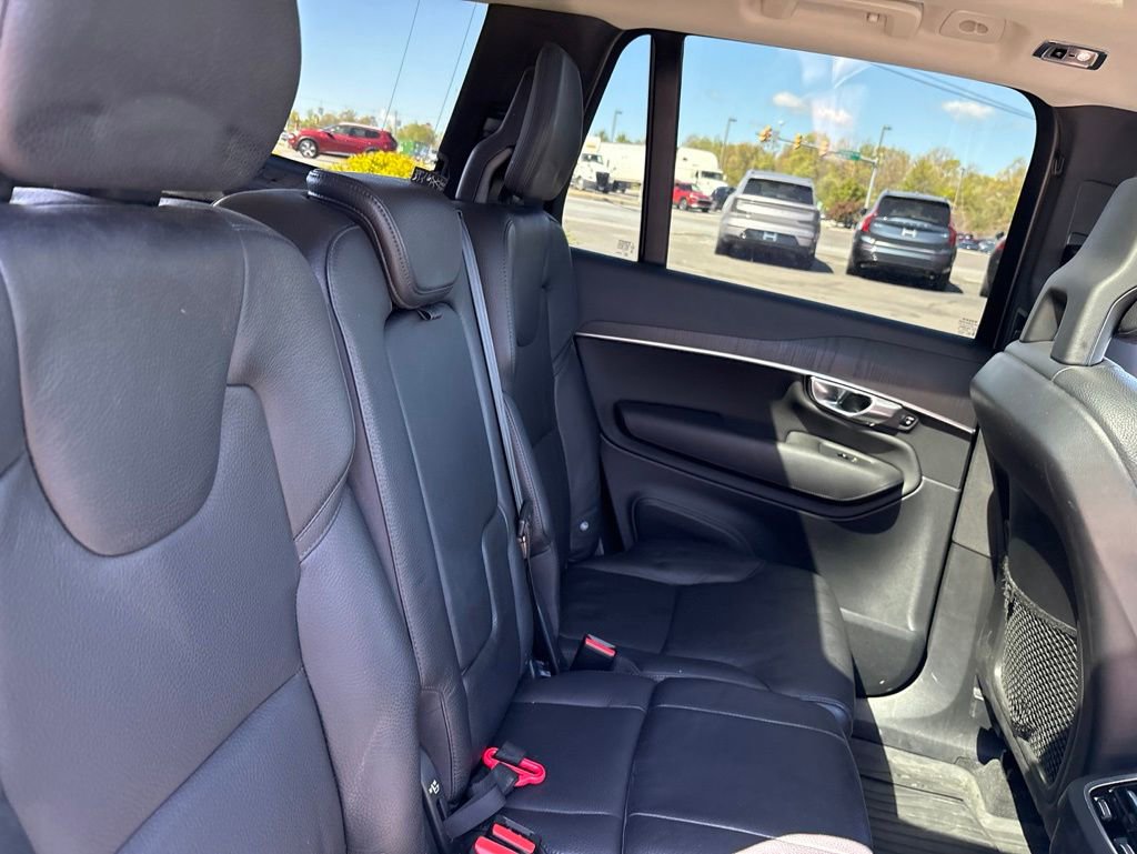 Used 2020 Volvo XC90 T6 Momentum w/ Protection Package Premier AWD/4WD image 34