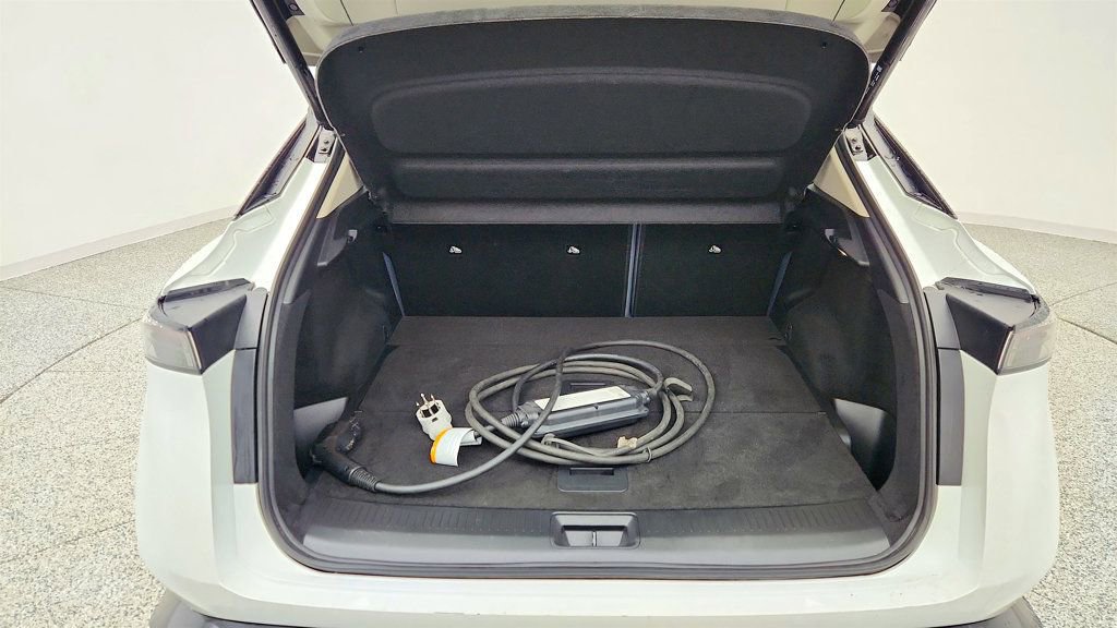 Used 2023 Nissan Ariya image 23