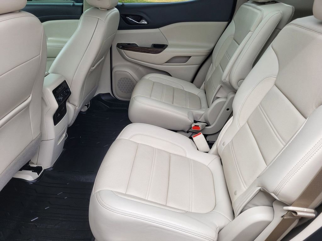 Used 2020 GMC Acadia Denali w/ Denali Ultimate Package image 24