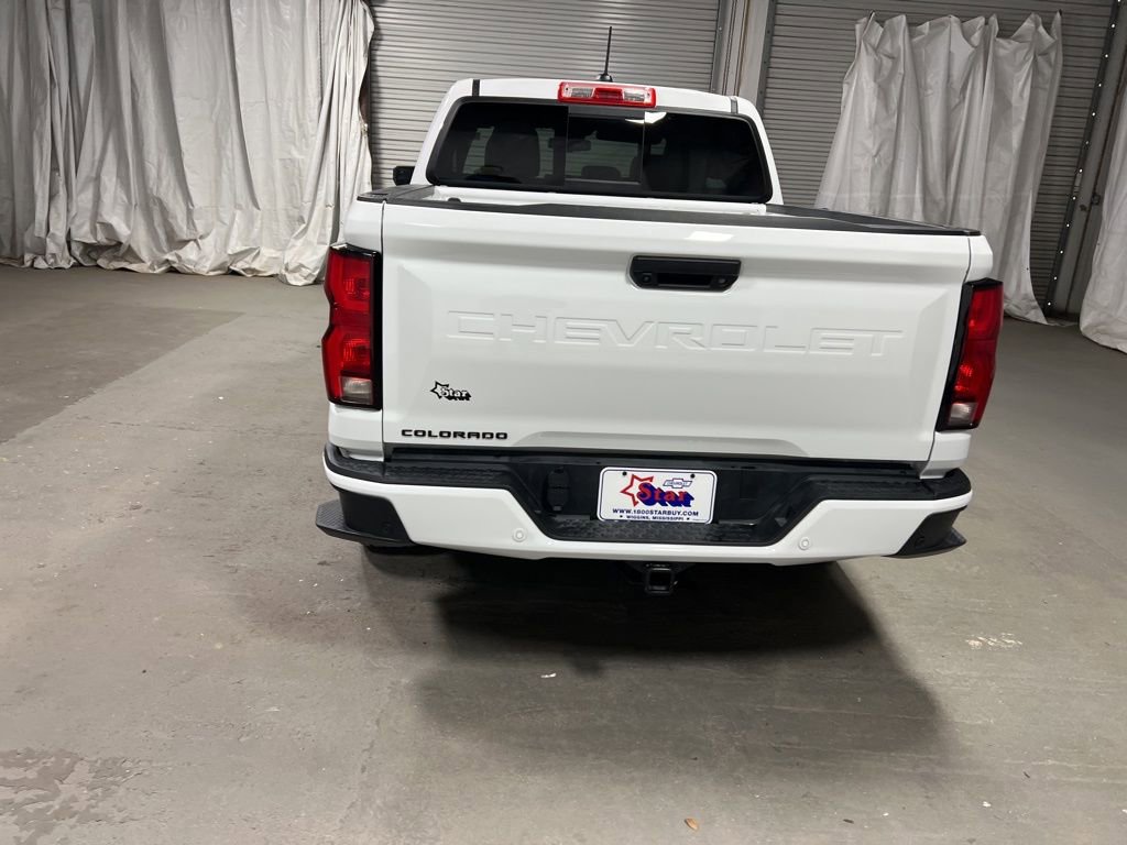 Used 2025 Chevrolet Colorado LT w/ LT Convenience Package image 6
