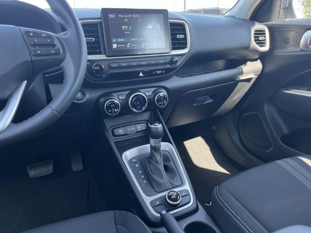 New 2026 Hyundai Venue SEL FWD image 14