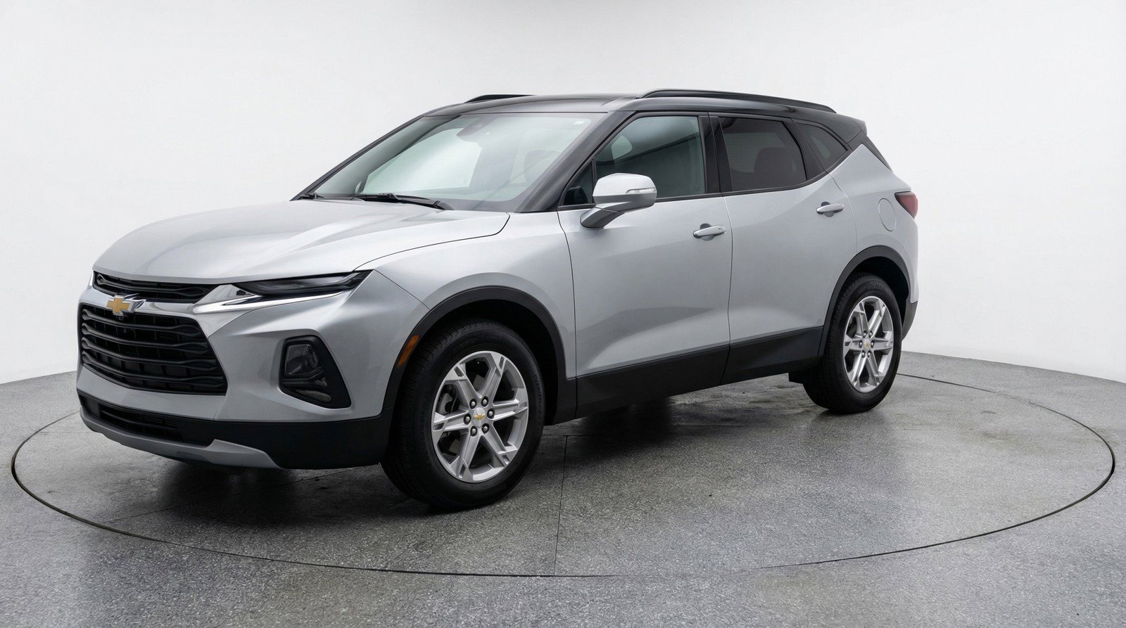 Used 2025 Chevrolet Blazer LT FWD image 3