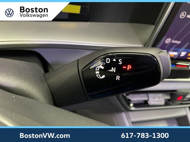 New 2026 Volkswagen Tiguan SE image 18