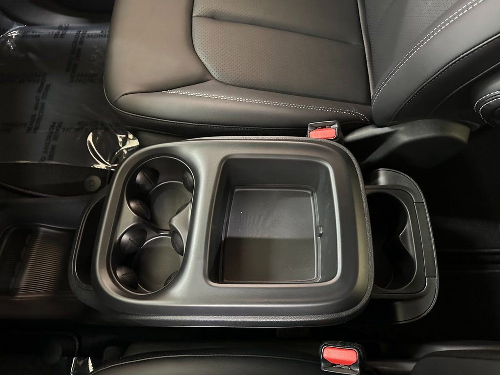 New 2026 Chrysler Pacifica Select w/ S Appearance Package image 32