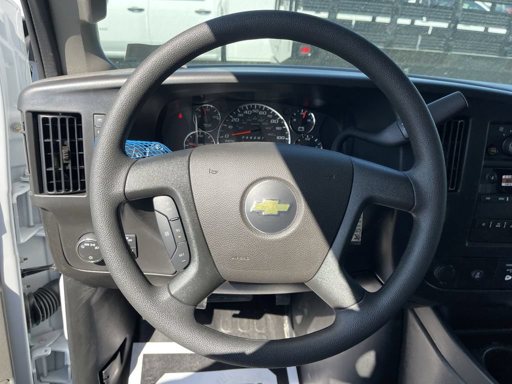 New 2026 Chevrolet Express 2500 Extended w/ Driver Convenience Package RWD image 8