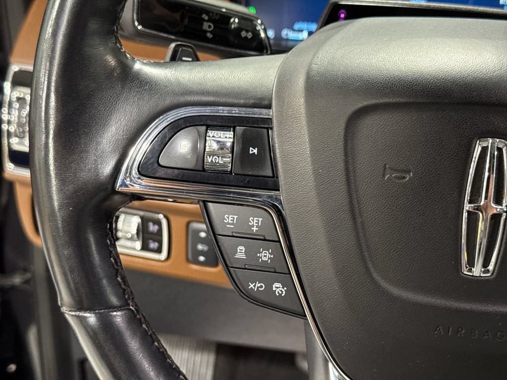 Used 2023 Lincoln Navigator L Reserve AWD/4WD image 13