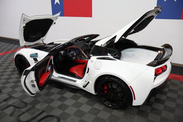 Used 2019 Chevrolet Corvette Grand Sport RWD image 23