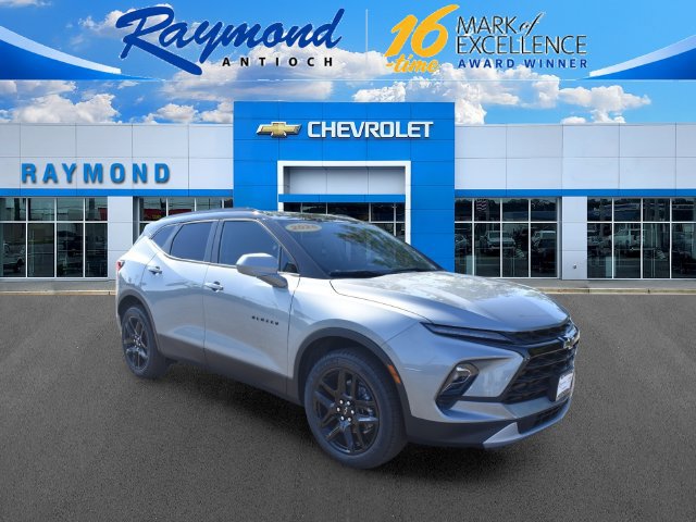 New 2026 Chevrolet Blazer LT w/ Convenience Package AWD/4WD image 1