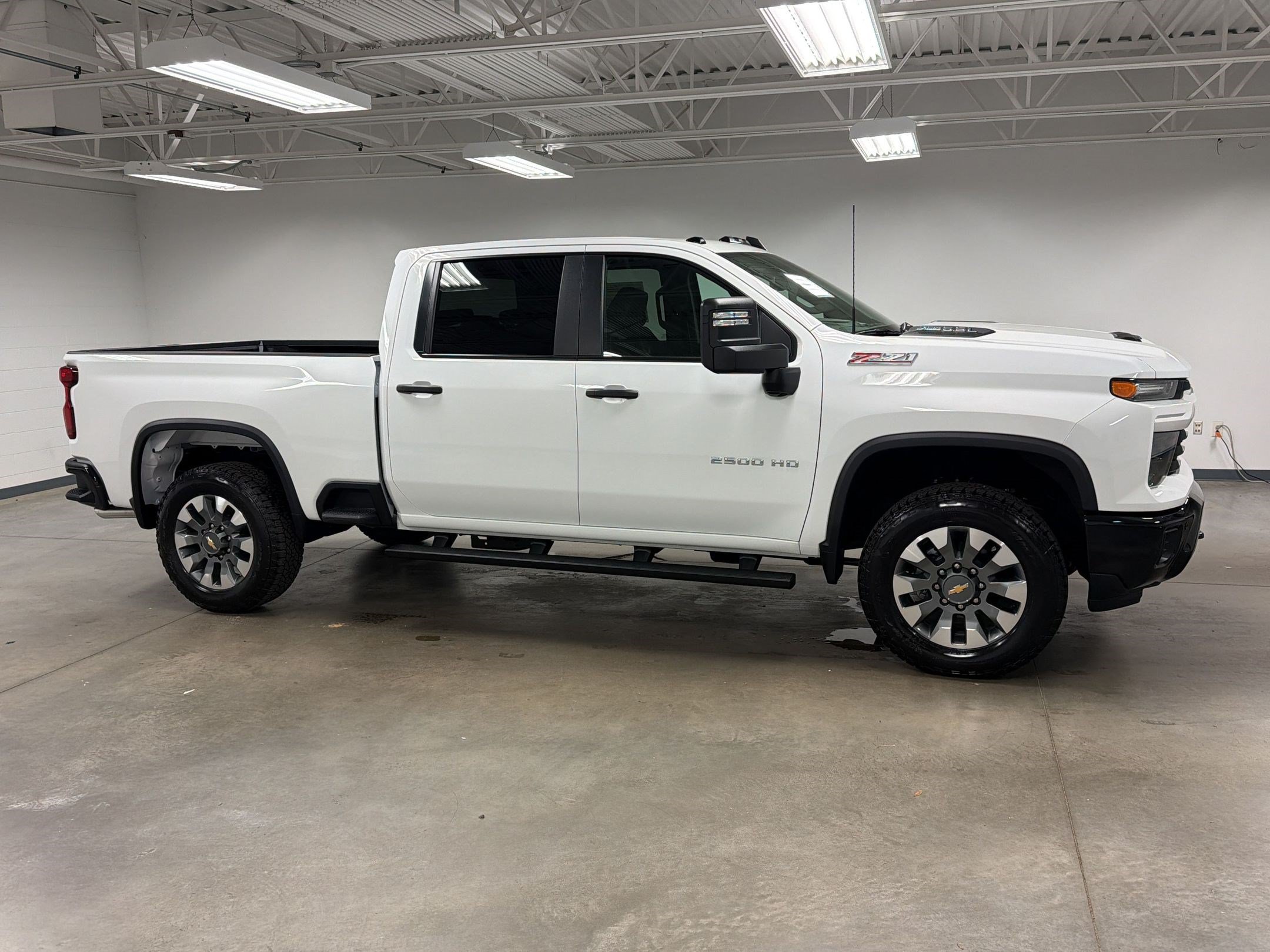 New 2026 Chevrolet Silverado 2500 Custom w/ Custom Value Package AWD/4WD image 6
