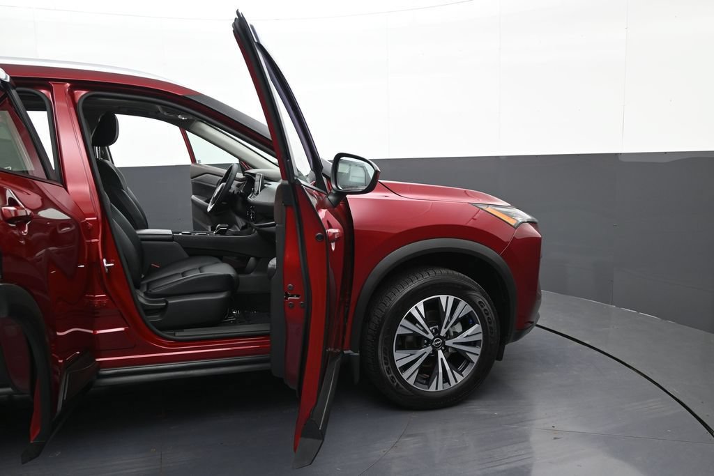 Used 2023 Nissan Rogue SV w/ SV Premium B Package AWD/4WD image 9