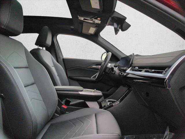 Used 2025 BMW X2 xDrive28i image 21