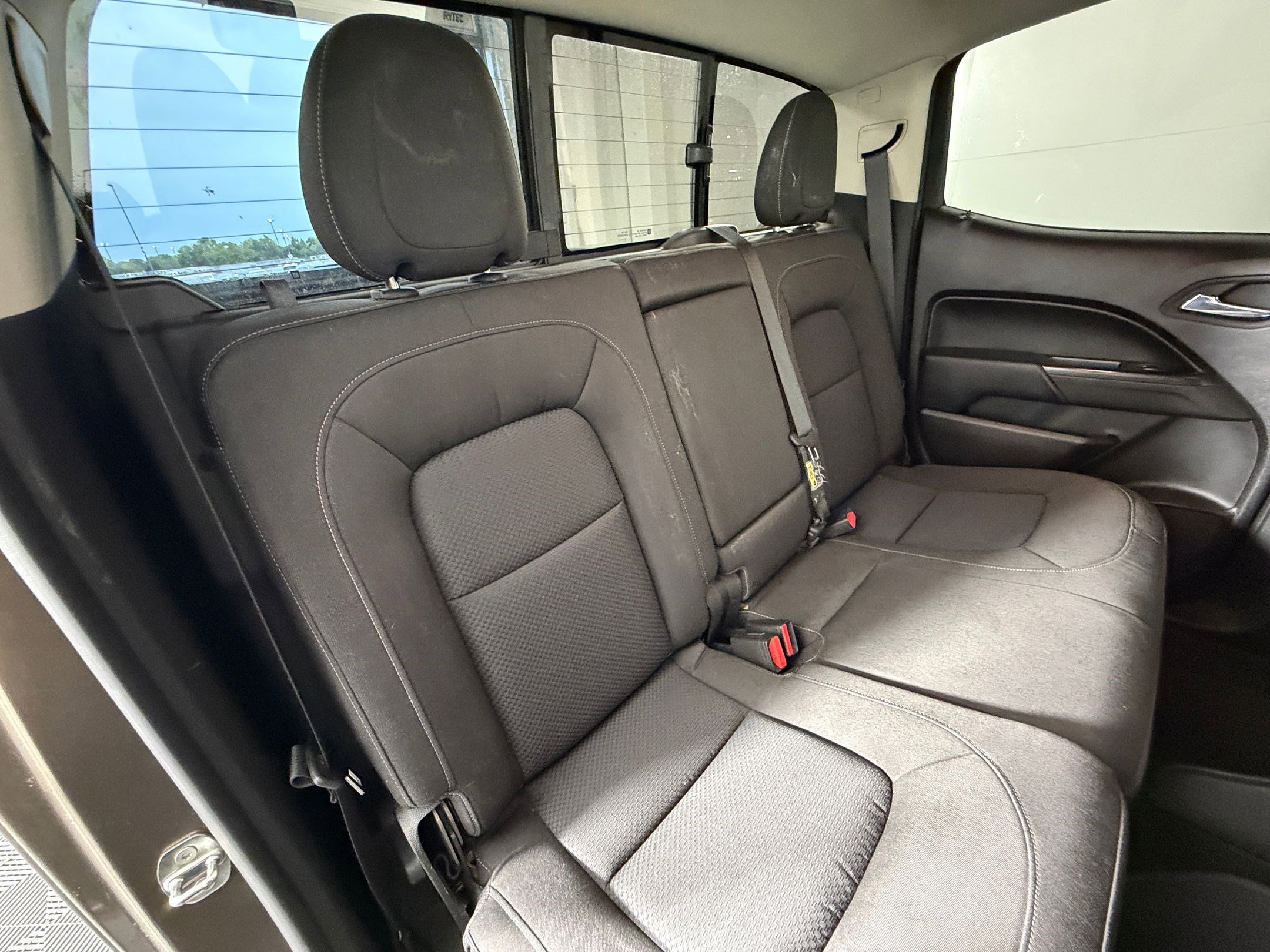 Used 2016 Chevrolet Colorado LT w/ LT Convenience Package image 31