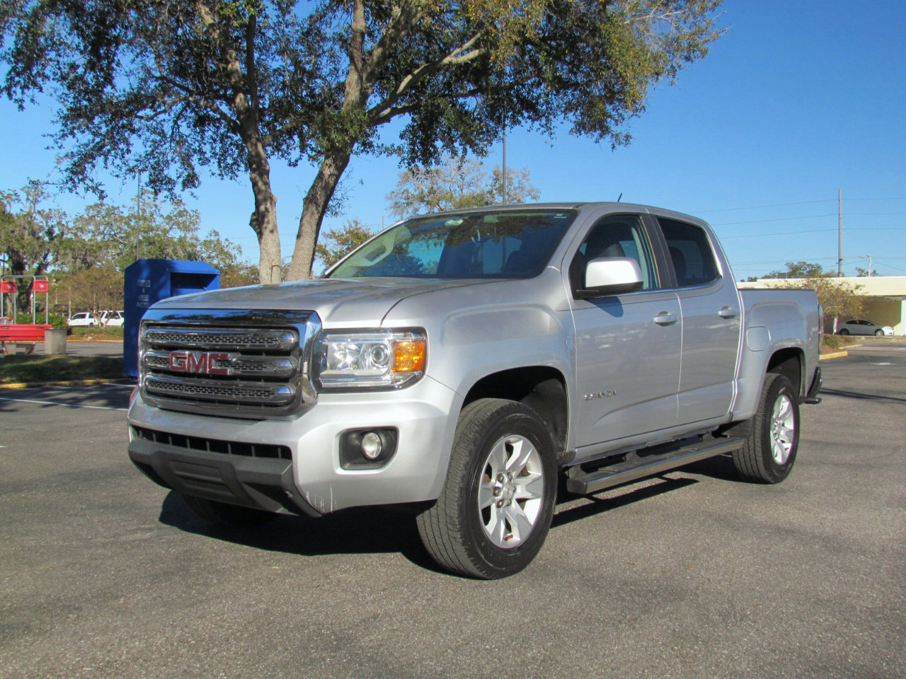 Used 2015 GMC Canyon SLE w/ SLE Convenience Package image 2