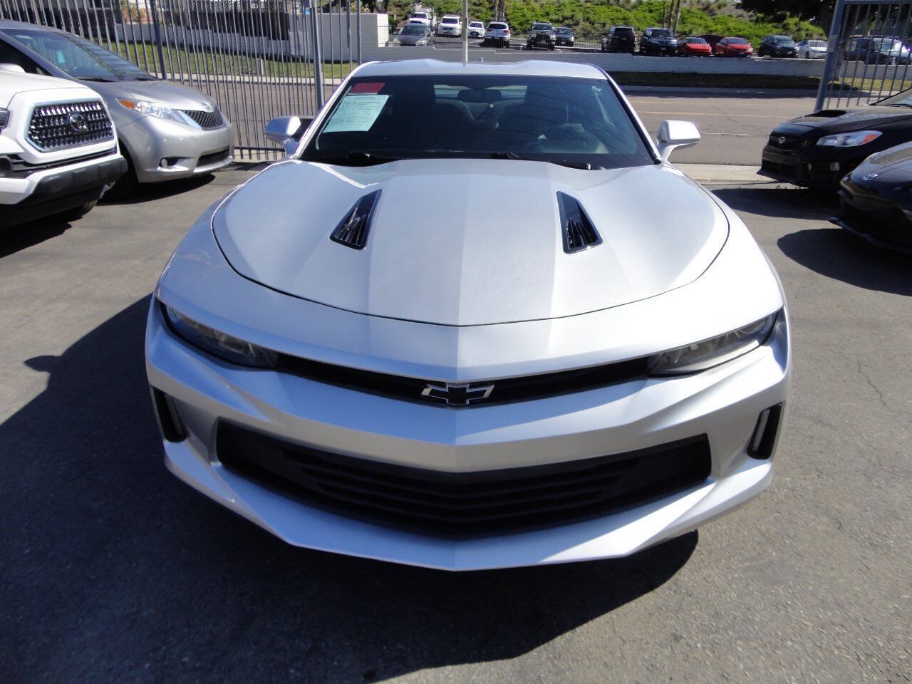 Used 2016 Chevrolet Camaro LT RWD image 2