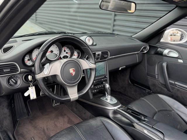 Used 2009 Porsche 911 Carrera 4S image 4