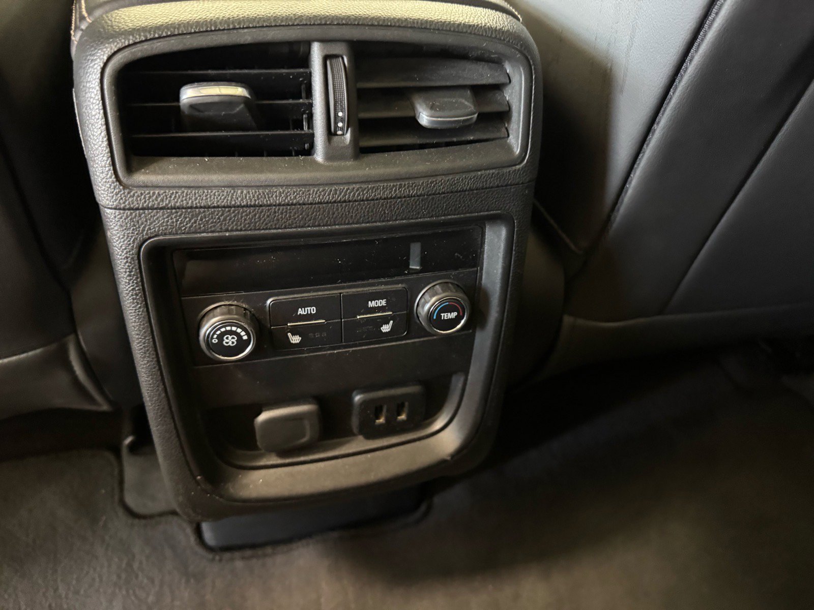 Used 2016 Buick Envision Premium AWD/4WD image 12