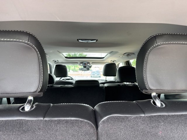 Used 2022 Jeep Grand Cherokee L Limited image 11