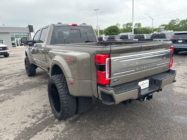 Used 2026 Ford F450 Platinum image 3