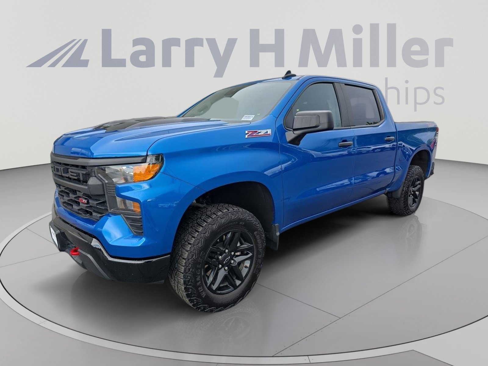 Certified 2024 Chevrolet Silverado 1500 Custom Trail Boss AWD/4WD image 4