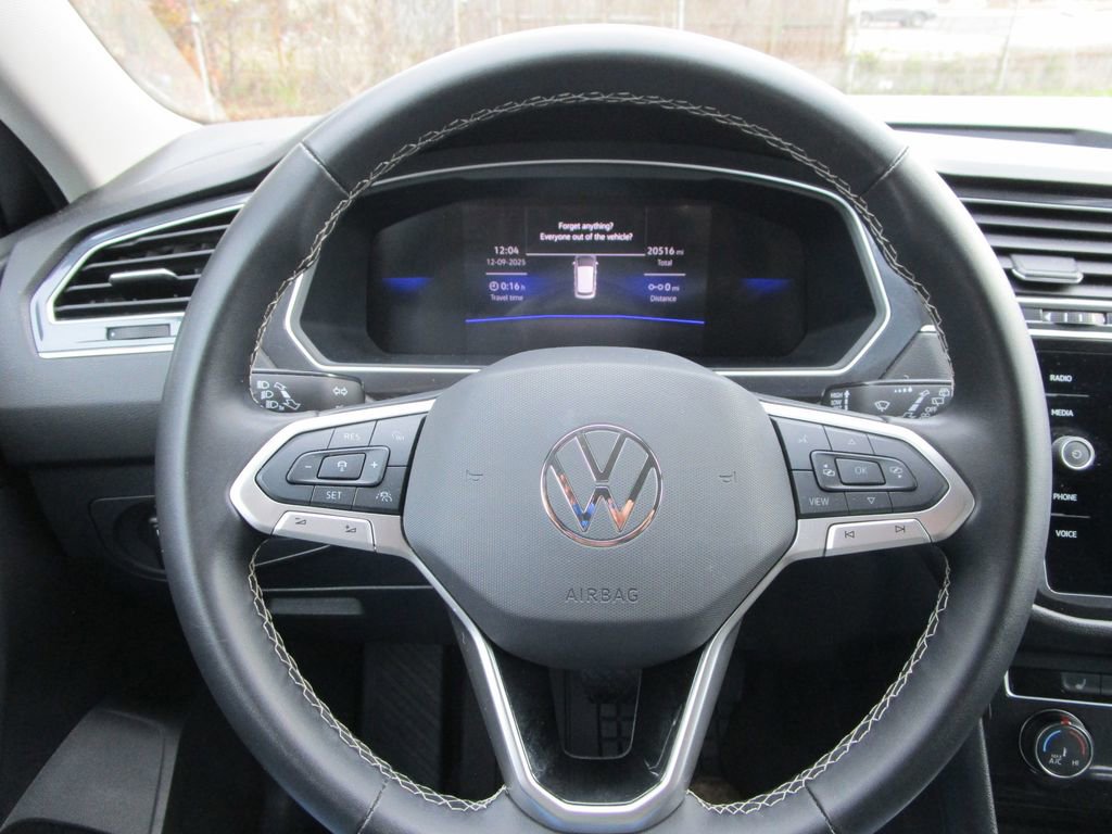 Used 2024 Volkswagen Tiguan S image 24