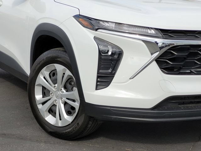 Used 2024 Chevrolet Trax LS FWD image 10