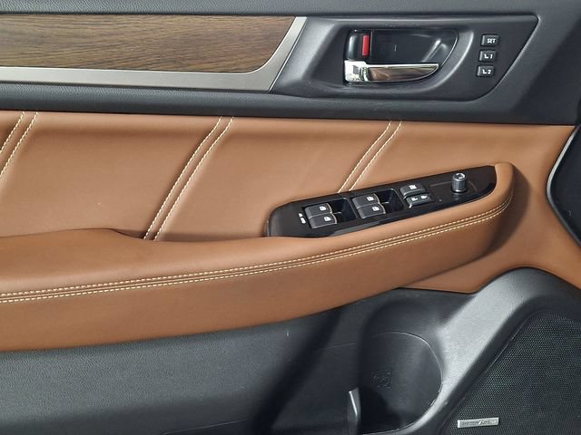 Used 2018 Subaru Outback 3.6R Touring AWD/4WD image 14
